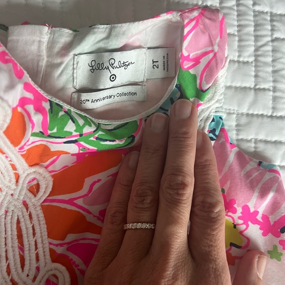Lilly Pulitzer mommy and me dresses. - Picture 4 of 7